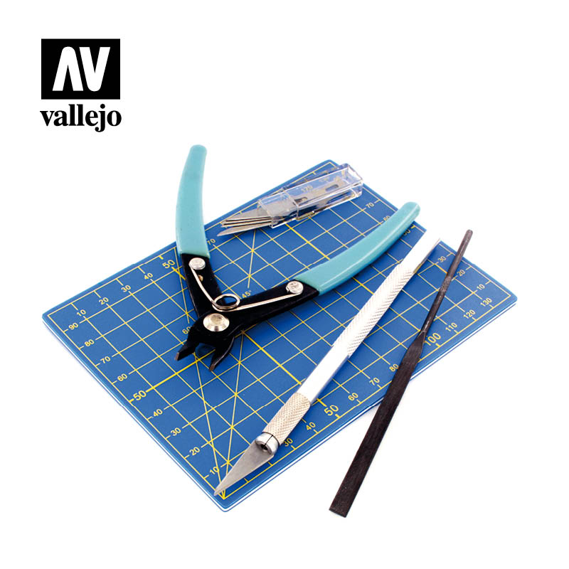 Vallejo Hobby Tools - Flat Rounded Stainless Steel Tweezers