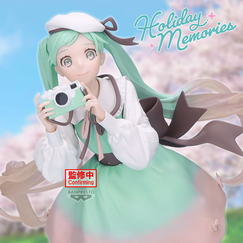 Hatsune Miku (Camera) | Holiday Memories Figure