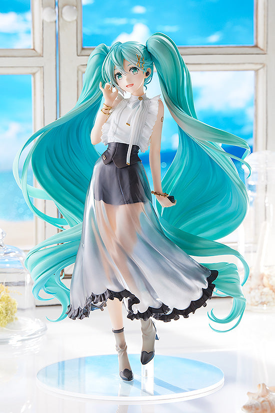 Hatsune Miku: NT Style Casual Wear Ver. | 1/6 Scale Figure