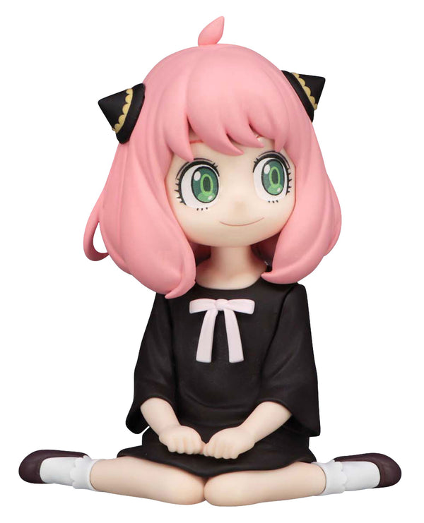 Anya Forger (Sitting on the Floor, Smile Ver.) | Noodle Stopper Figure