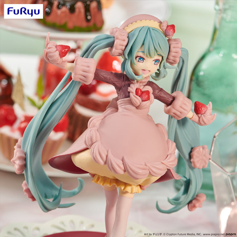 Hatsune Miku: Strawberry Chocolate Short | Sweet Sweets Figure