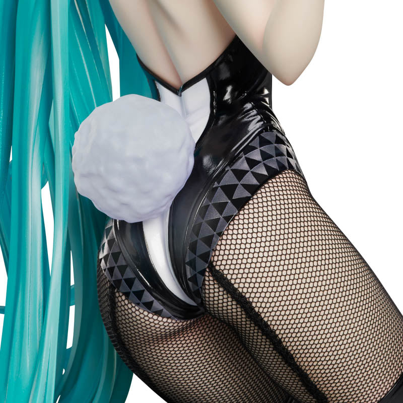 Hatsune Miku: Bunny Ver. / Art by SanMuYYB | 1/4 B-Style Figure