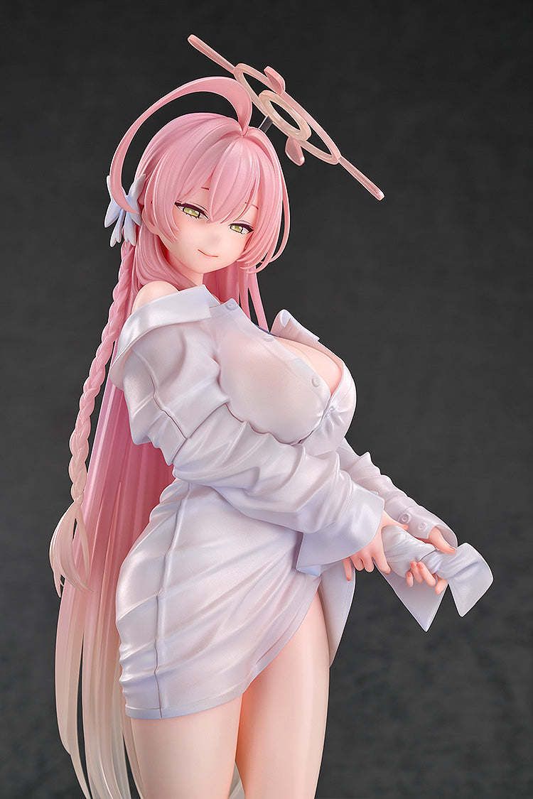 Hanako (Swimsuit): Memorial Lobby Ver. | 1/7 Scale Figure
