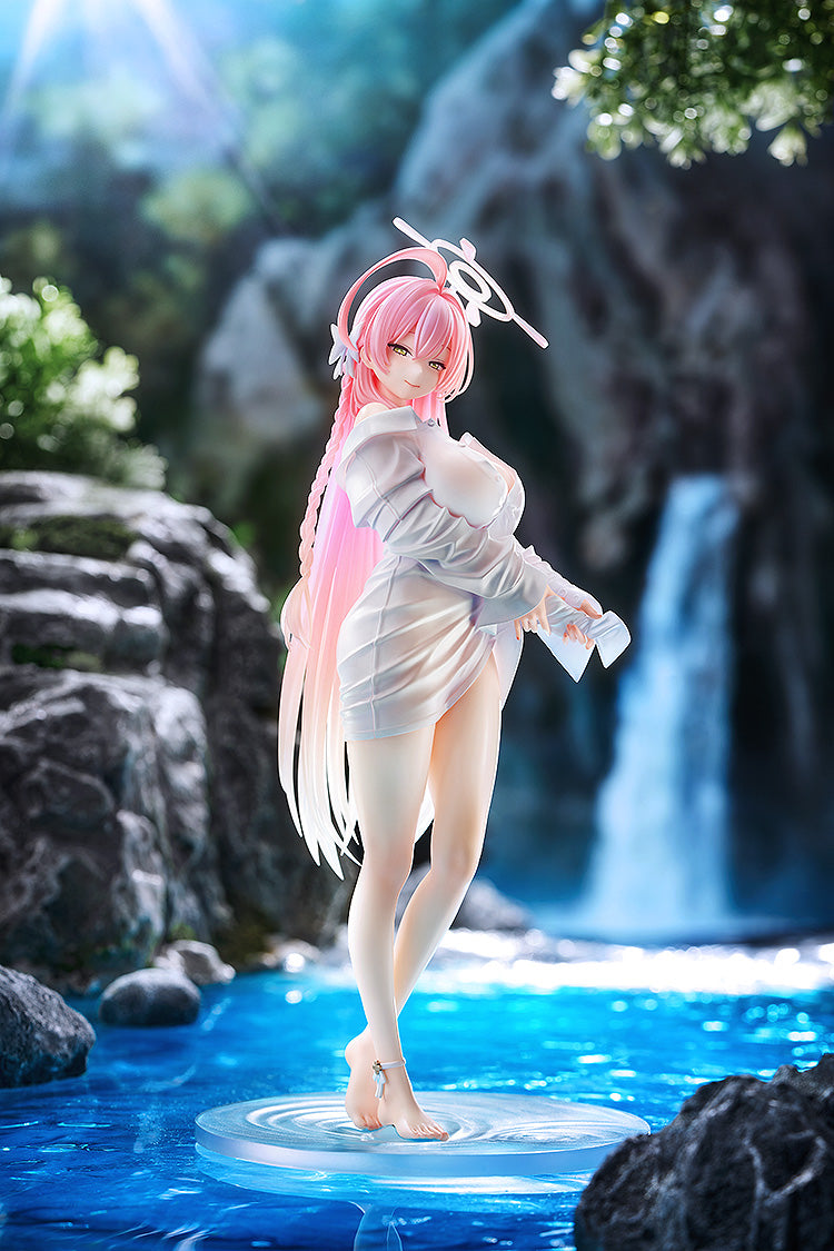 Hanako (Swimsuit): Memorial Lobby Ver. | 1/7 Scale Figure