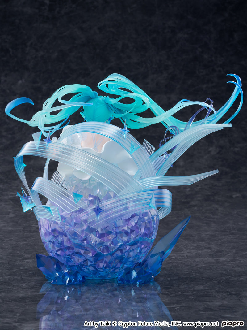 Hatsune Miku: Crystal Dress Ver. | 1/7 Shibuya Scramble Figure