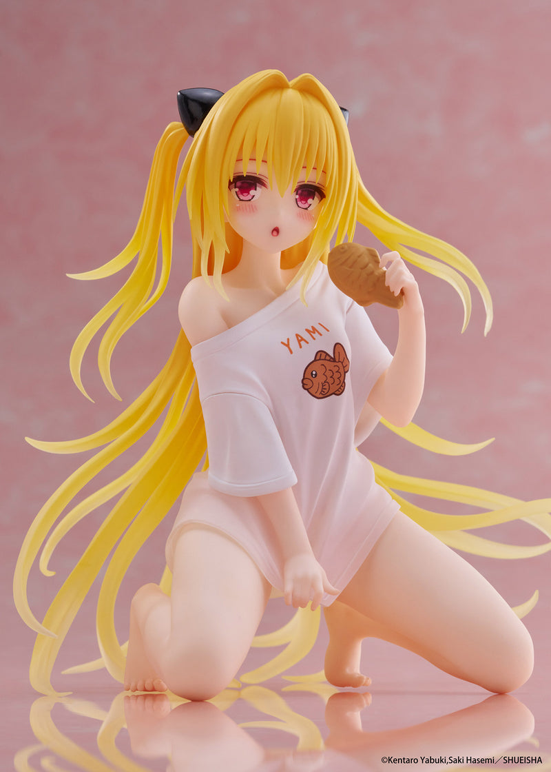 Golden Darkness: Roomwear Ver. | Desktop Cute Figure