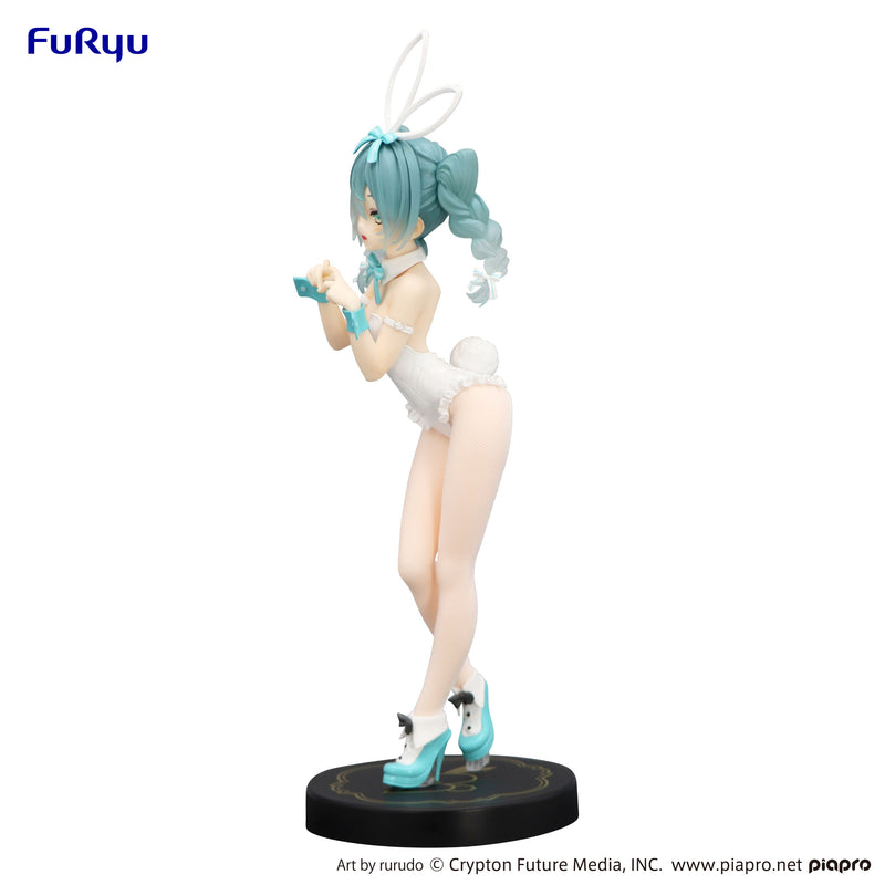 Hatsune Miku: Rurudo White Color Ver. | BiCute Bunnies Figure