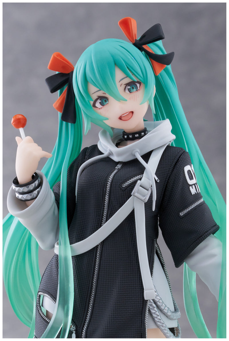 Hatsune Miku: Punk Ver. | Miku Fashion Figure