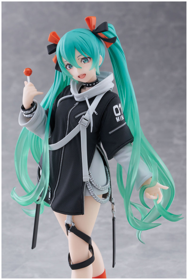 Hatsune Miku: Punk Ver. | Miku Fashion Figure