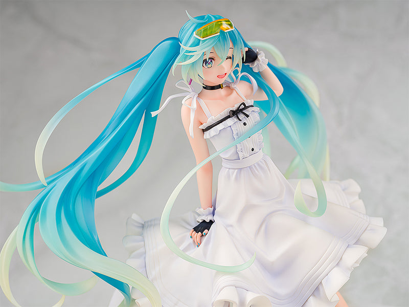 Racing Miku 2021: Vacation Style Ver. | 1/7 Scale Figure