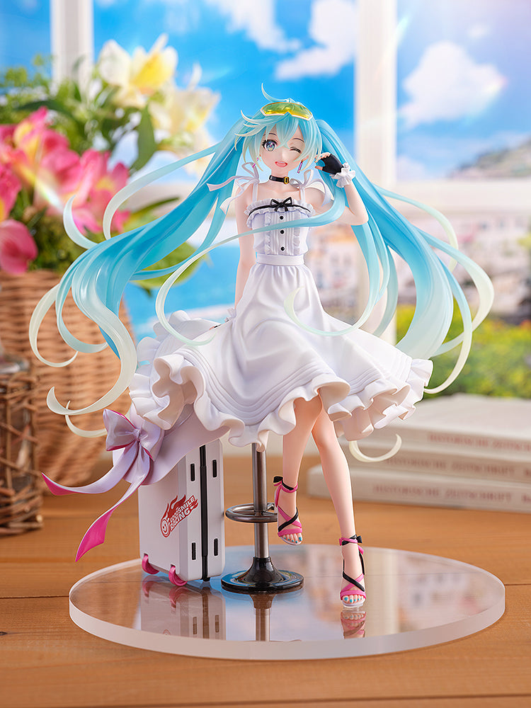 Racing Miku 2021: Vacation Style Ver. | 1/7 Scale Figure