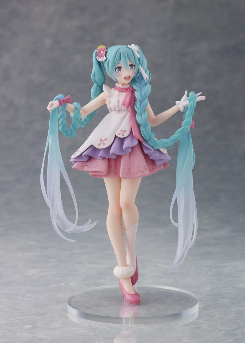 Hatsune Miku: Rapunzel | Wonderland Figure