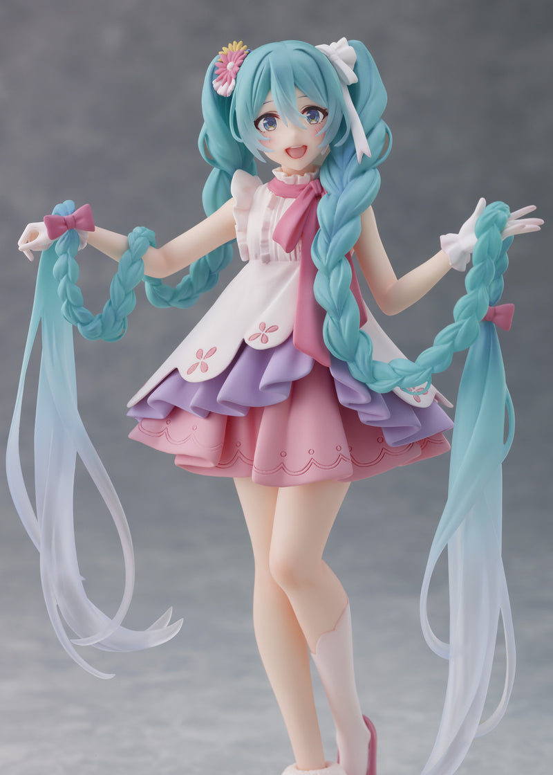 Hatsune Miku: Rapunzel | Wonderland Figure