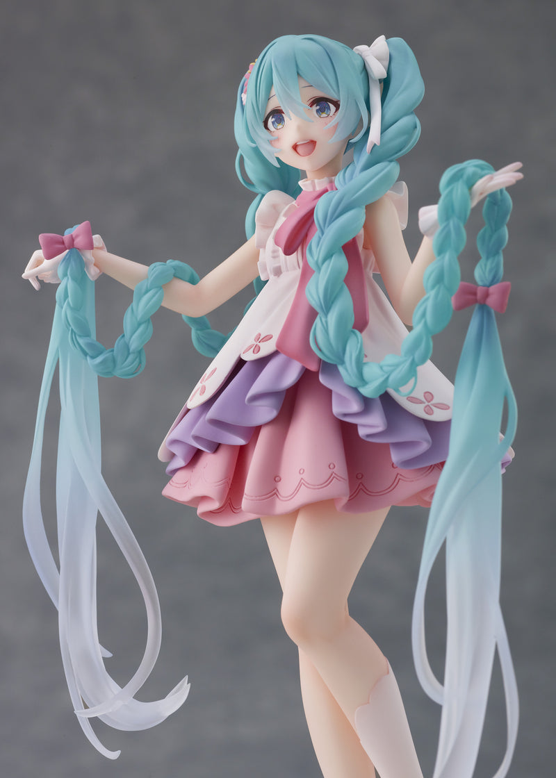 Hatsune Miku: Rapunzel | Wonderland Figure