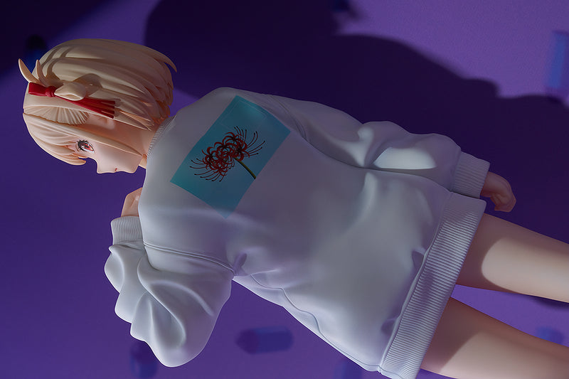 Chisato Nishikigi: Oversized Sweatshirt Ver. | 1/7 Scale Figure