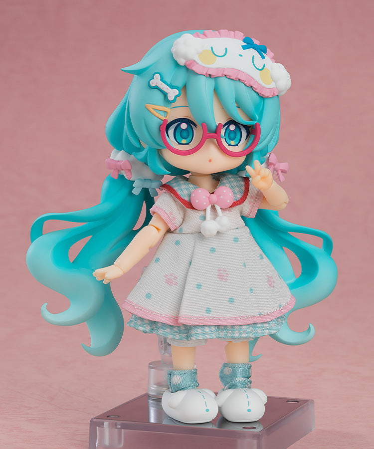 Hatsune Miku: Loungewear Outfit Ver. | Nendoroid Doll