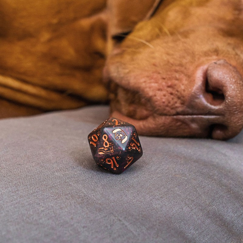 Q Workshop DOGS Dice Set: Luna