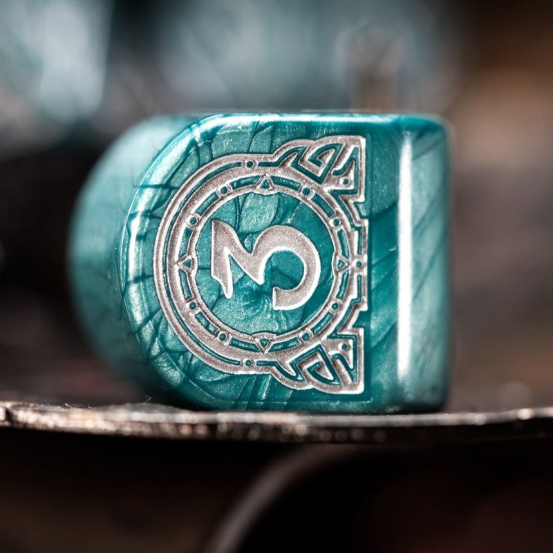 Q Workshop Viking Modern Dice Set: Mjolnir