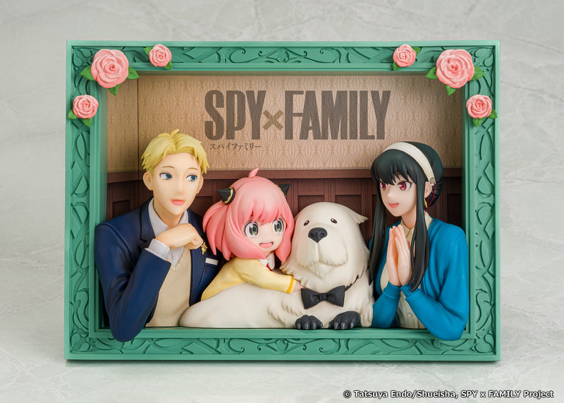 SPY x FAMILY ”The Forgers” Figure