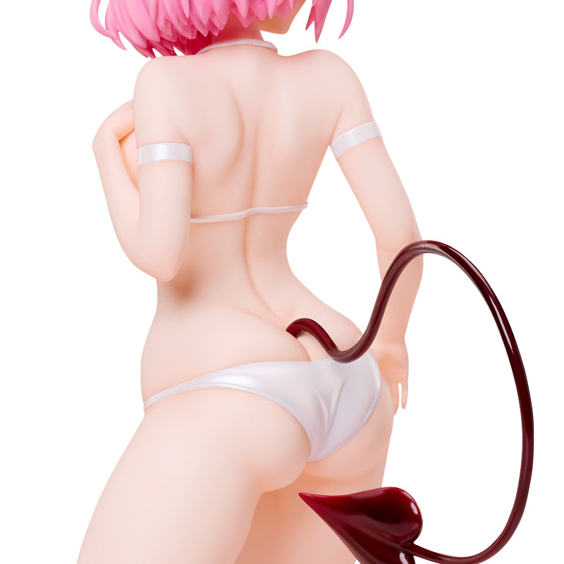 Momo Belia Deviluke: Swimsuit with Gym Uniform Ver. | 1/4 B-Style Figure