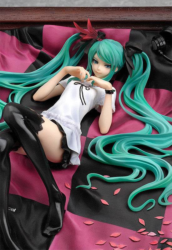 supercell feat. Hatsune Miku: World is Mine (Brown Frame) | 1/8 Scale Figure