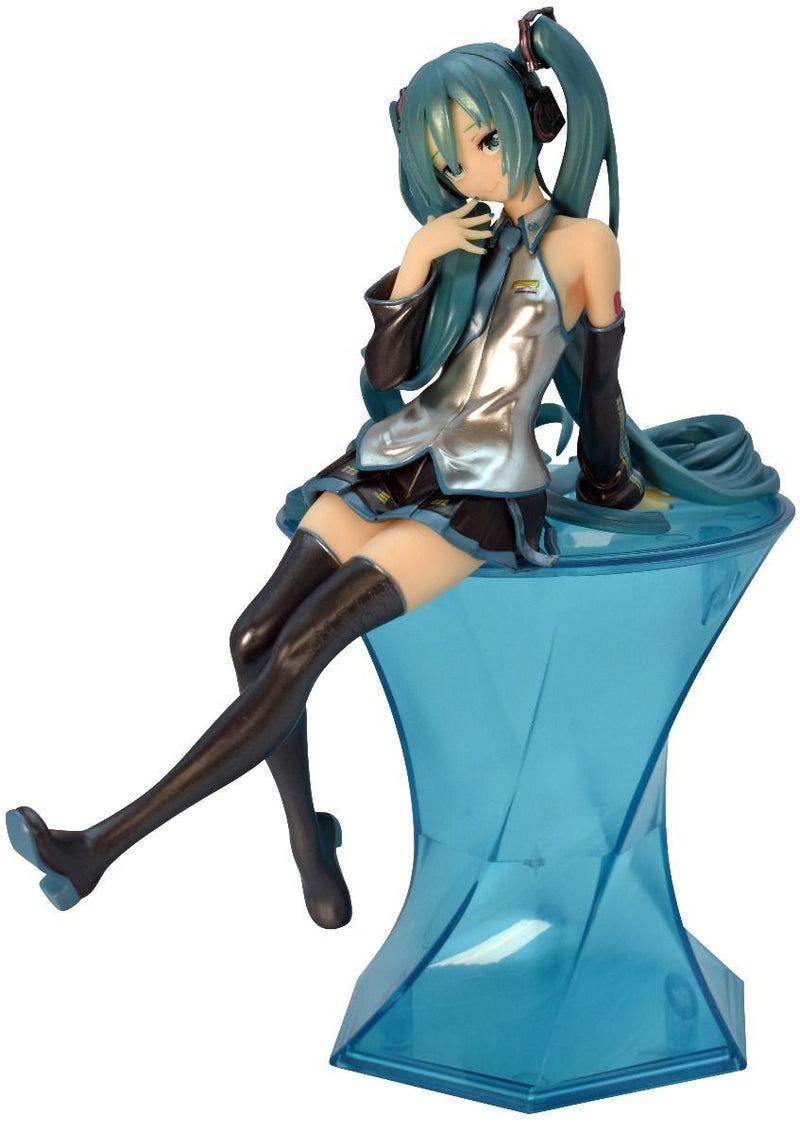 Hatsune Miku (Pearl Color ver.) | Noodle Stopper Figure