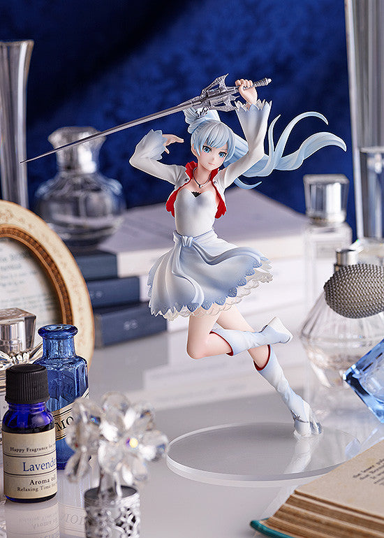 Weiss Schnee | Pop Up Parade Figure