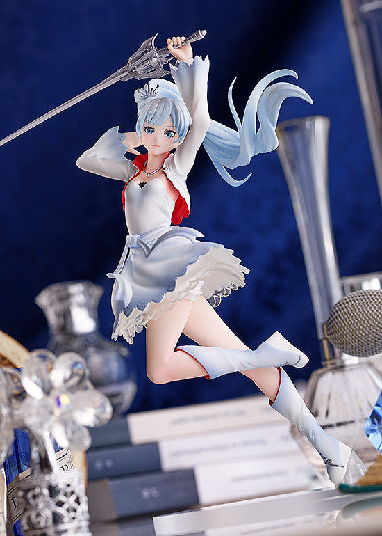 Weiss Schnee | Pop Up Parade Figure