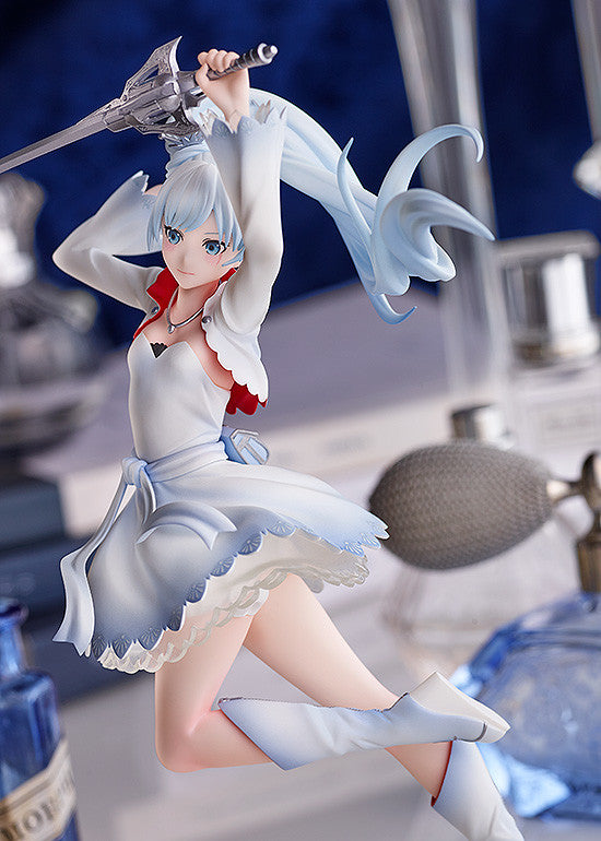 Weiss Schnee | Pop Up Parade Figure