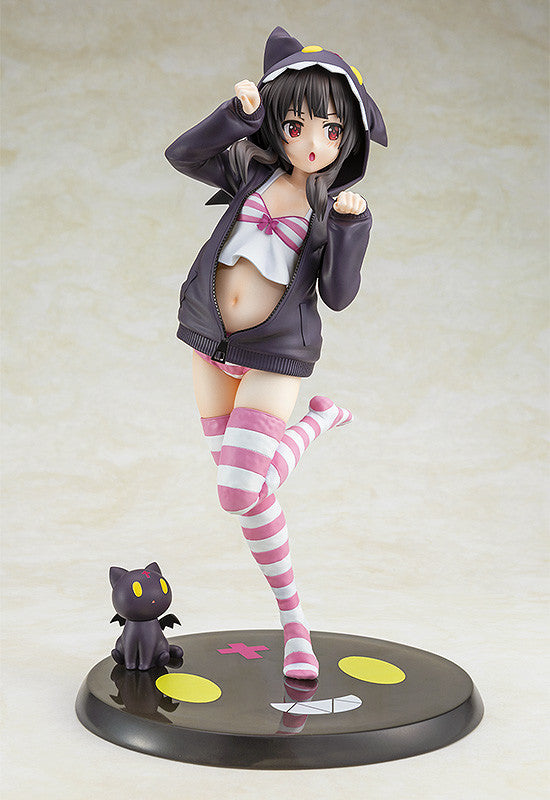 CAworks Megumin (Hoodie☆Look Chomusuke ver.) | 1/7 Scale Figure