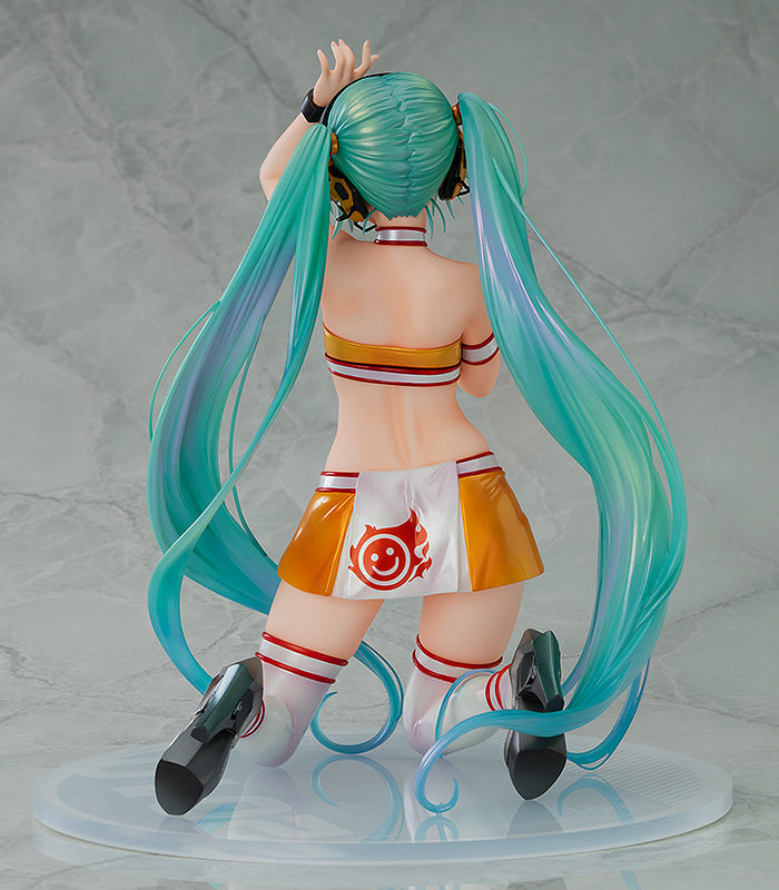 Racing Miku 2010 Ver. Art by Kentaro Yabuki | 1/7 Scale Figure