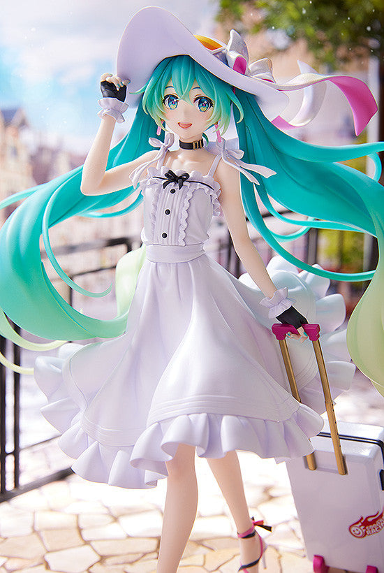 Racing Miku 2021: Private Ver. | 1/7 Scale Figure