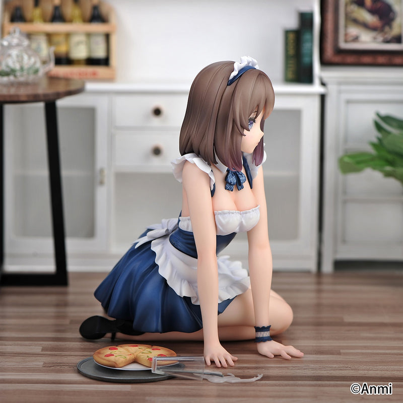 Gray Duckling Maid | 1/6 Scale Figure