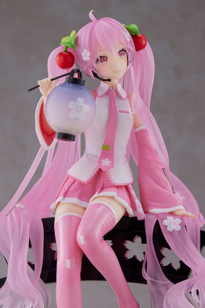 Sakura Miku (Sakura Lantern ver.) | AMP Figure