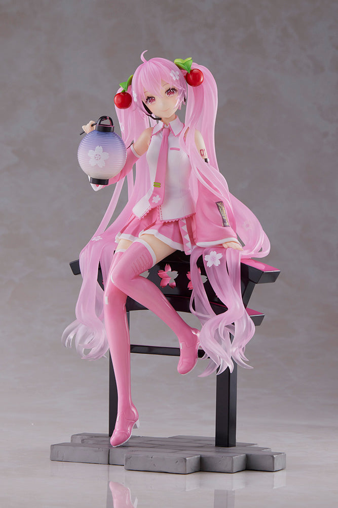 Sakura Miku (Sakura Lantern ver.) | AMP Figure