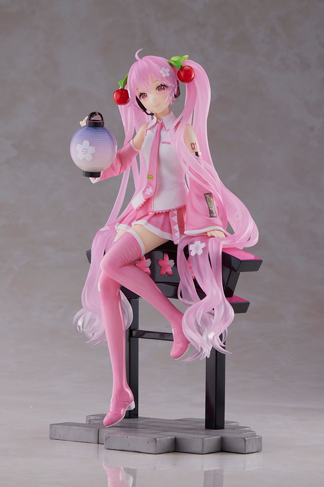 Sakura Miku (Sakura Lantern ver.) | AMP Figure