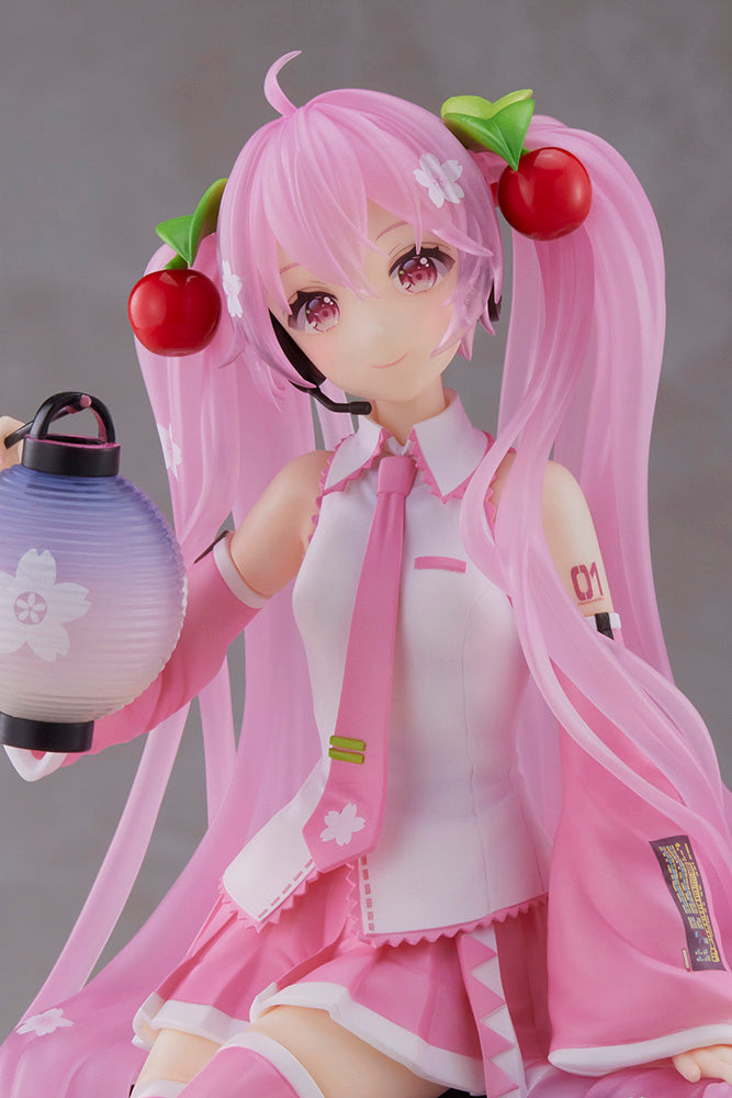 Sakura Miku (Sakura Lantern ver.) | AMP Figure