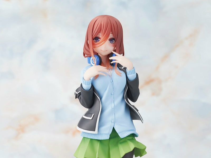 Miku Nakano (Uniform ver.) | Coreful Figure