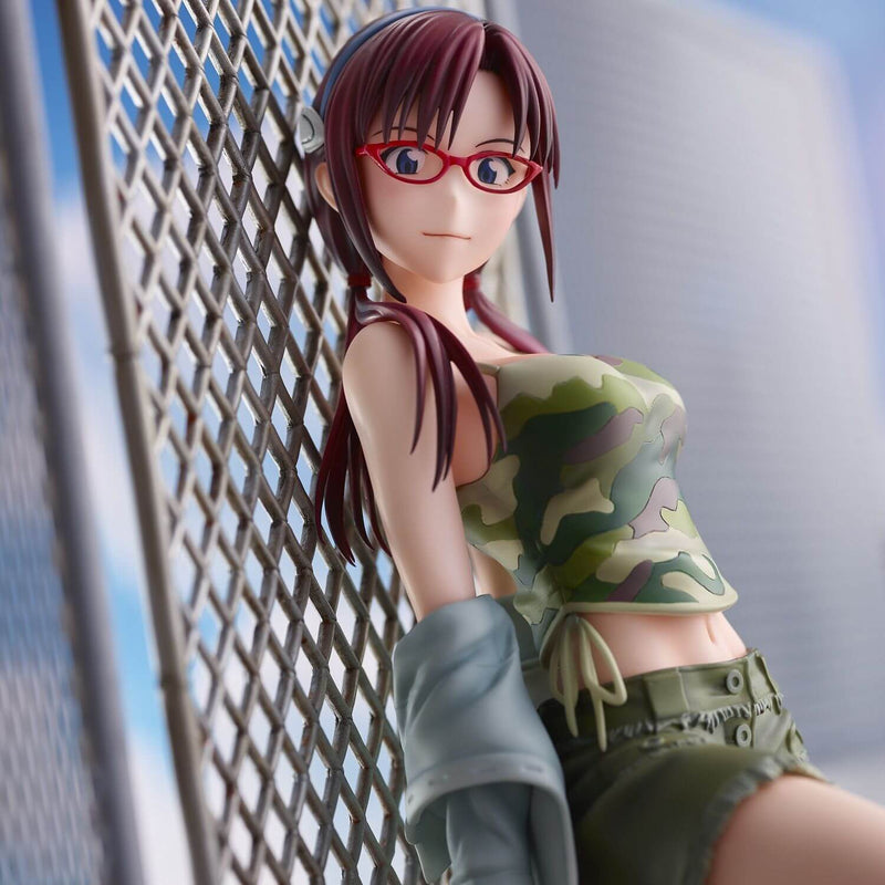 Mari Illustrious | Anime Figure