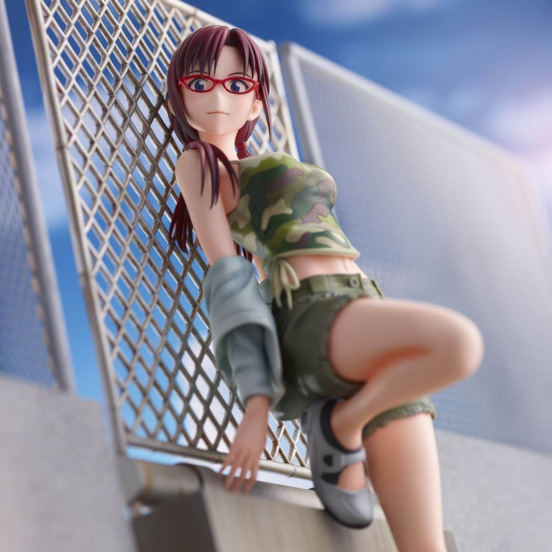 Mari Illustrious | Anime Figure